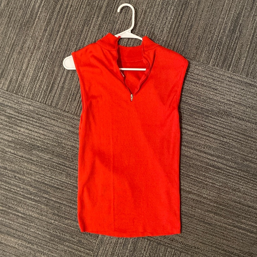Quarter zip top